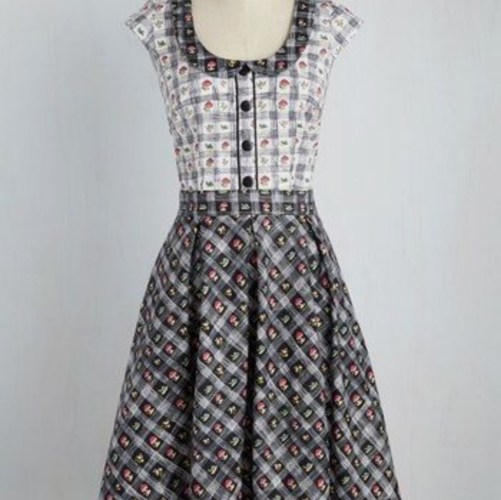 Retrolicious mushroom dress